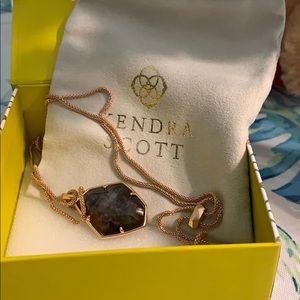 NWOT  Kendra Scott Kalani Rose gold necklace